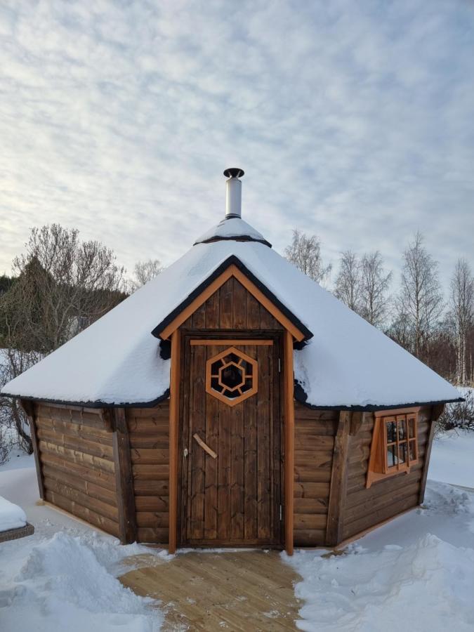Hotel The Friendly Moose Overtornea Exterior foto
